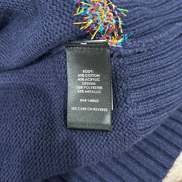 Torrid Sweater, Size 00 - Picture 8 of 11